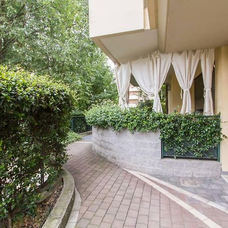Parco Di Monza Apartment Eksteriør billede